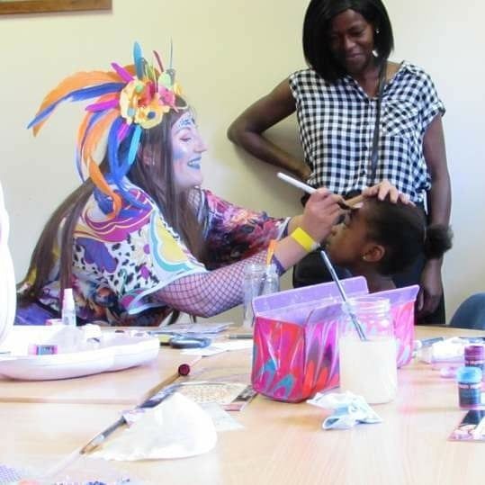 HUGE thank you to our face painting team - Dragon Planet Couture! 🎉  They really helped complete the #carnival vibe, and even joined in themselves! Be sure to check out their facebook page: buff.ly/2KWBKME 

Photos by Phillip Joel (thank you!)

#madeinsheffield