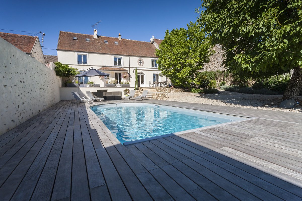 Piscines Magiline tweet media