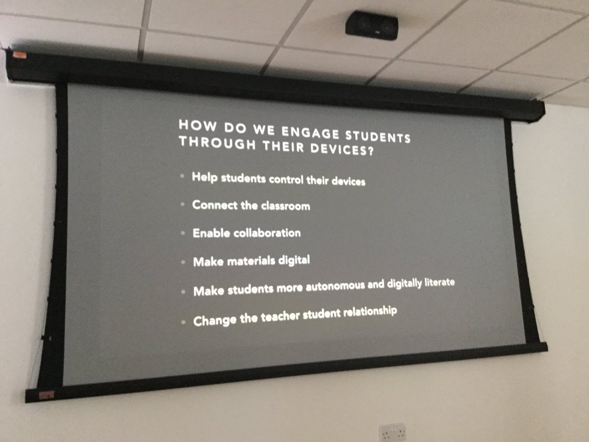 .@NikPeachey It’s important for teachers to manage the students' attention, for example by switching off notifications so that teachers and students, rather than app designers, are in control. <a href="/bellteachers/">Bell Teachers</a>