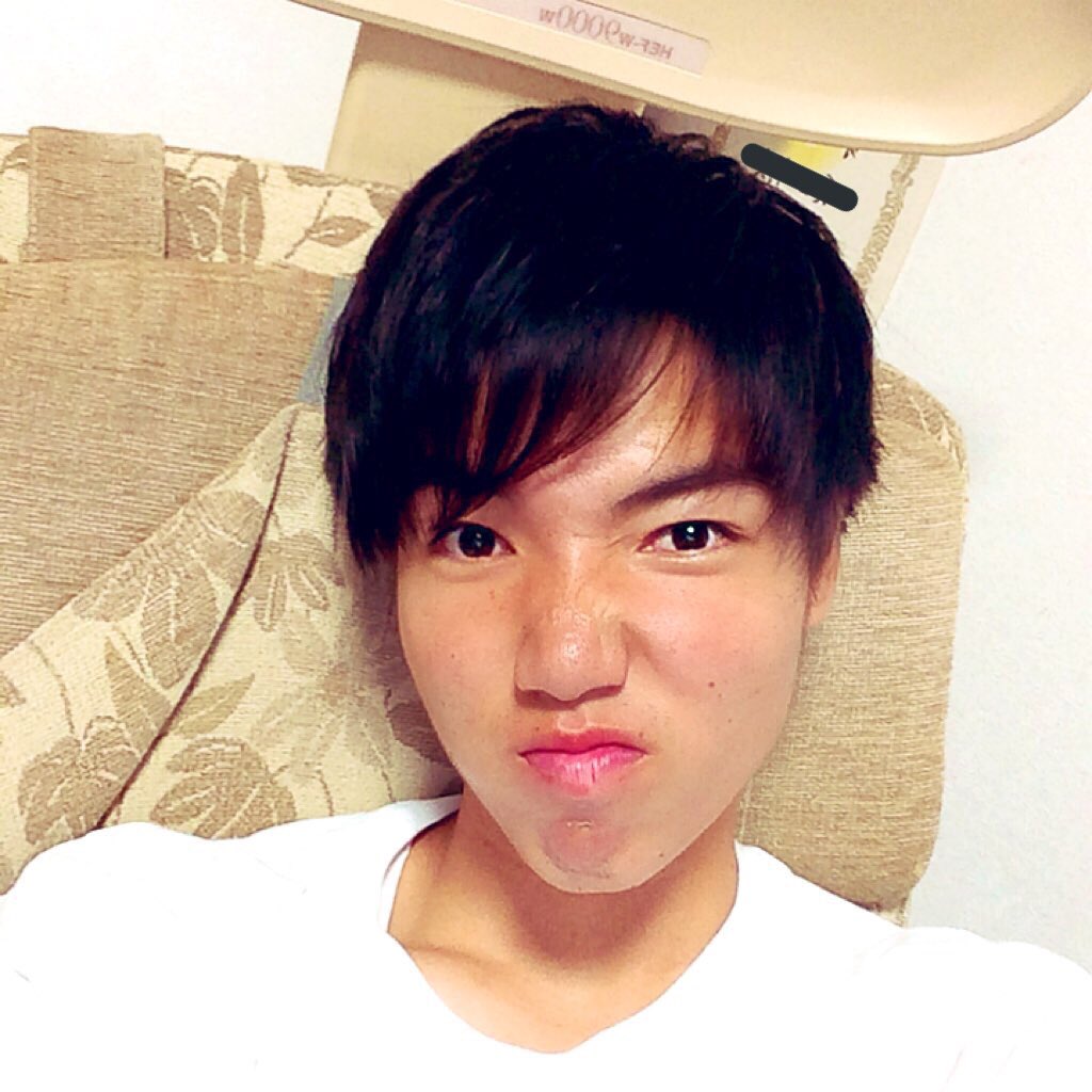 yuya_0_4_2_5's tweet photo. 【#拡散希望RTおねがいします 】
👑男子高生ミスターコン2019
■長田 悠也(おさだ ゆうや)
■高校3年生(18歳)
■中部エリア(愛知県)
このツイートがSNS審査のRT(リツイート)数部門の審査対象ツイートになるので皆さん是非鬼拡散して下さい‼️

@yuya_0_4_2_5 
#男子高生ミスターコン 
#推してください https://t.co/XFyndDlWy2