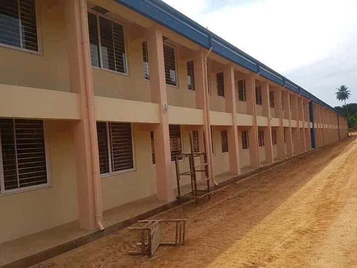 blac4rina's tweet photo. ๐๐๐๐๐๐. @NAkufoAddo and his useless ministers love slogans. Look at what they are calling a university(railways university)? Very,all the GPRTU stations with be classified as โtrotro & taxi โ university. @JDMahama E block is over qualified to be classified as a university. https://t.co/5zQ0WZpCVb
