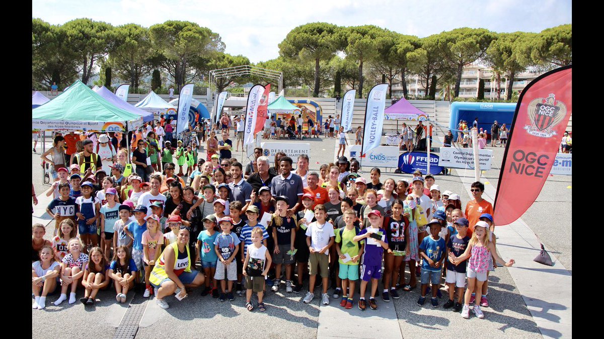 DefibrillaTHOR's tweet photo. DerniĂšre action avec le #cdos06 et la prĂ©sence de joueurs de lâ@ogcnice Ă #Vallauris-Golfe-Juan avec un record de 450 enfants qui avec #sdis_06 đ©đ»âđ ont appris Ă alerter đ112 le #massagecardiaque et utiliser un #dĂ©fibrillateur
Bravo Ă tousđ
@AjilaFondation #Udsp06 #département06 https://t.co/PHqNoPginL