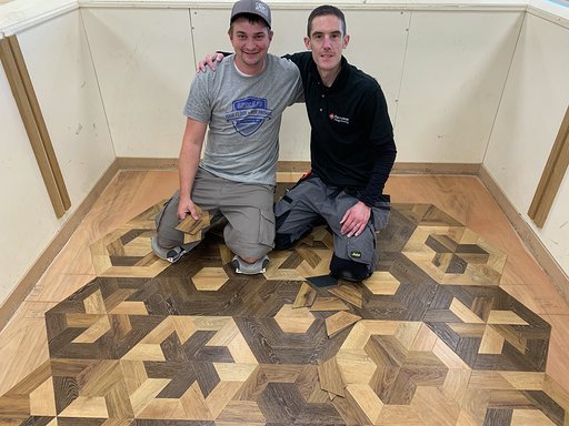 redmtnfloors's tweet photo. Amazing adventure in UK w/ @KarndeanFloors @karndeanUSA @karndeanUK @karndeanfitter @FlooringTotal @martin100868 #lovelypeople #beautifulcountry #karndeanfamily #karndean #DesignFlooringIsOurPassion https://t.co/Sa83AUS0qa