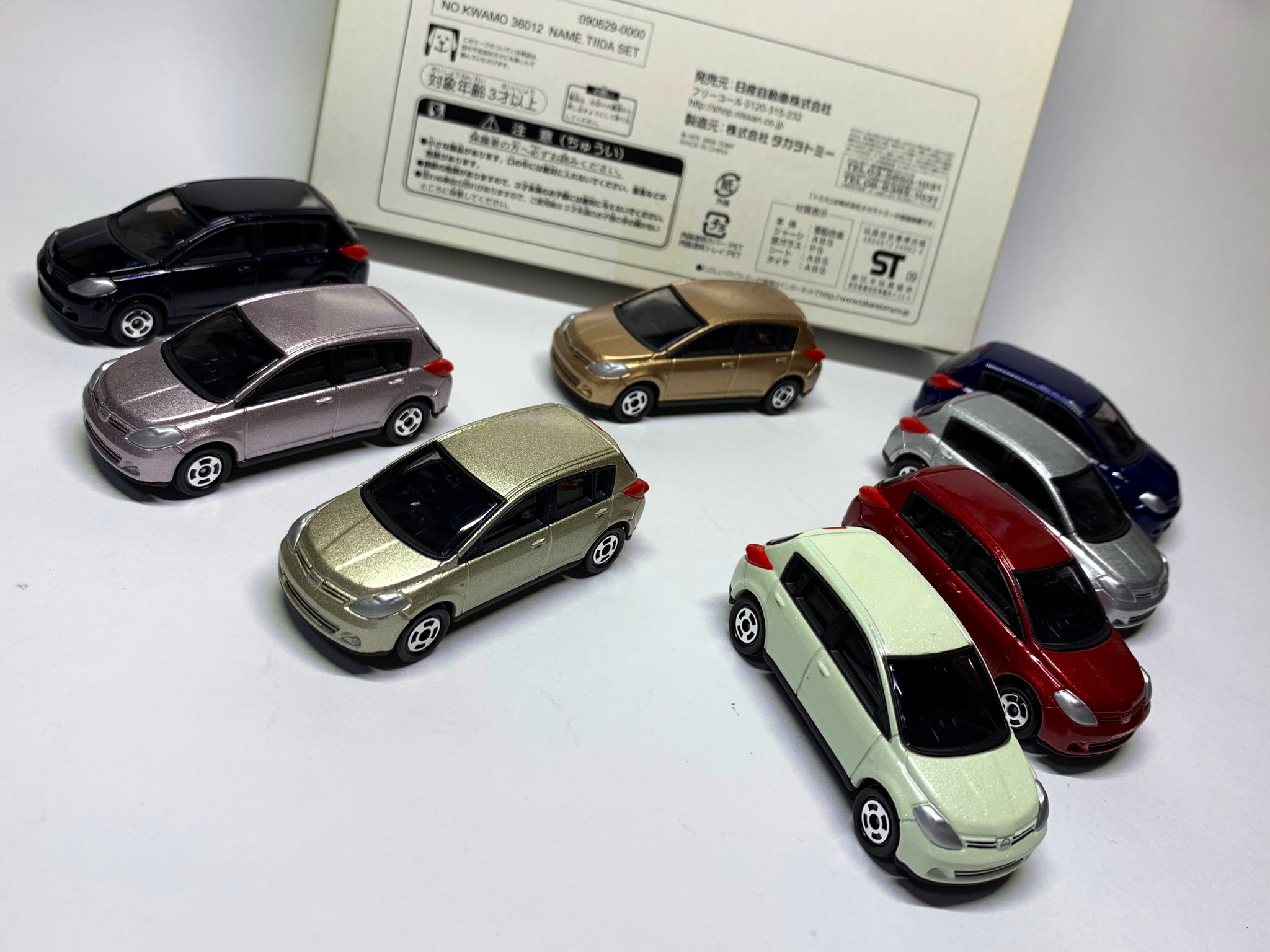 TTD 22830【⭐︎T.K さま⭐︎】【美品・数量限定】 予約受付商品】トミカ メタリックカラーコレクション【出荷予定