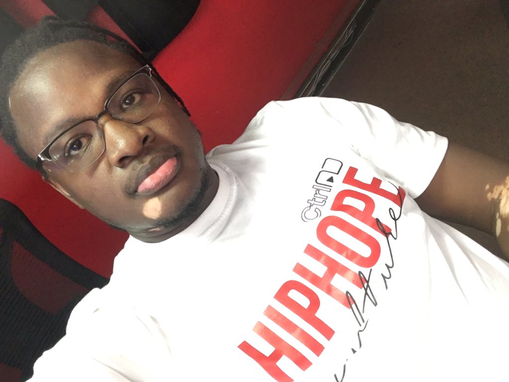 iamogutudaudi's tweet photo. Representing for @CtrlADmusic in a dope #HipHope tee. Catch the crazy lot alongside @MoRoots in #AconcertfromtheSun this Saturday at @TheSquarePlace for just 50k. Bargain if you ask me! https://t.co/2xxCPaO9hM