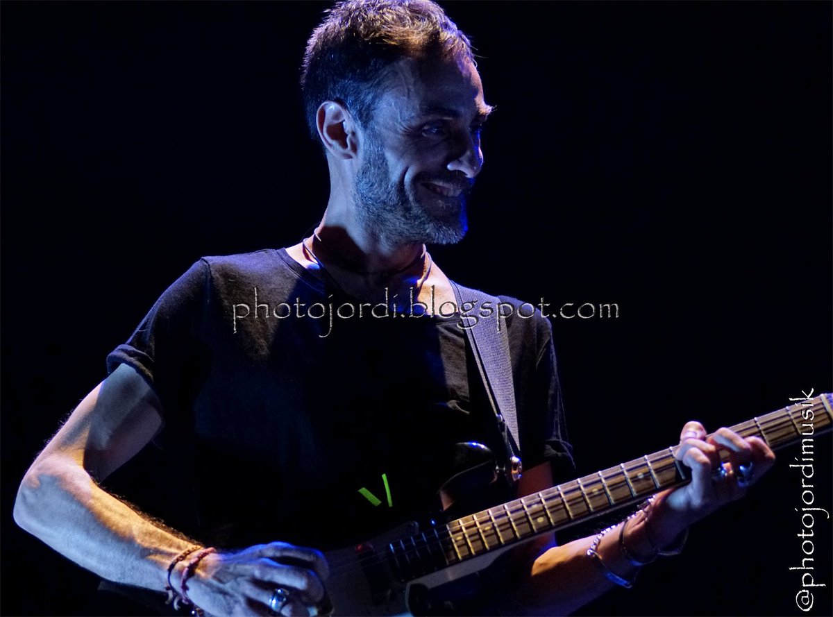 Photojordimusik's tweet photo. Fotos concert @Quimi_Portet al Festival @plederiure!
#quimiportet #concert #música #jordibusquets #musicphotography #fotografiamusical #plederiure #festival #Teatre #circ #carrer #estiu #elMasnou #ocata #canhumet
https://t.co/90z4sVxCac https://t.co/xVhHiC2CRF