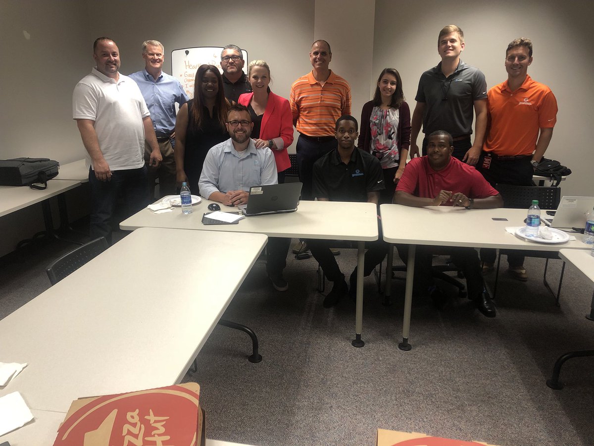 brookes430nash's tweet photo. Awesome blitz with IOT and fleet!! โ
Heartland ready to win their business! #strivefor125 #heartlandhighrollers @costelloatt @Amy__Smith1 @Tishdabosschic @JosephO_ATT https://t.co/ktHNvaZswq