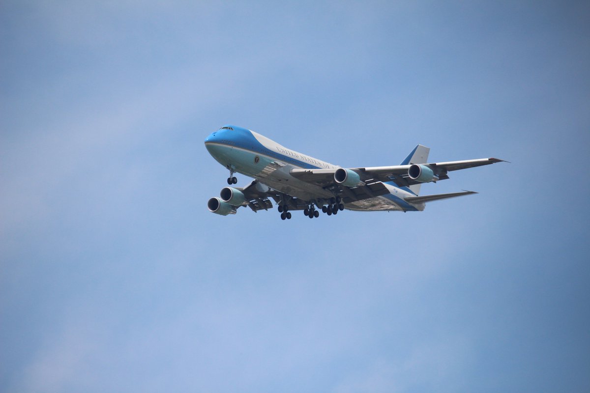 JWoodJourno's tweet photo. My view of Air Force One as Trump landed in Louisville a little while ago. #notonassignment https://t.co/Vjr5xZ2iJX
