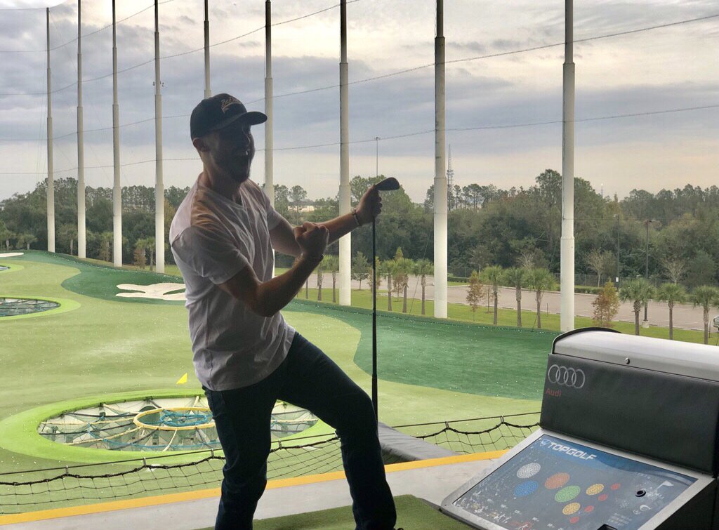MichelCombes's tweet photo. I just found a few extra gift cards for @TopGolf - have you been there yet? It’s really fun - retweet and tag your friends you’d bring to play with you and maybe I’ll hook you up. 🎉 @Sprint customers can already get an hour free through #MySprintRewards https://t.co/3CsMAIBJr2 https://t.co/E62HMCwUbL
