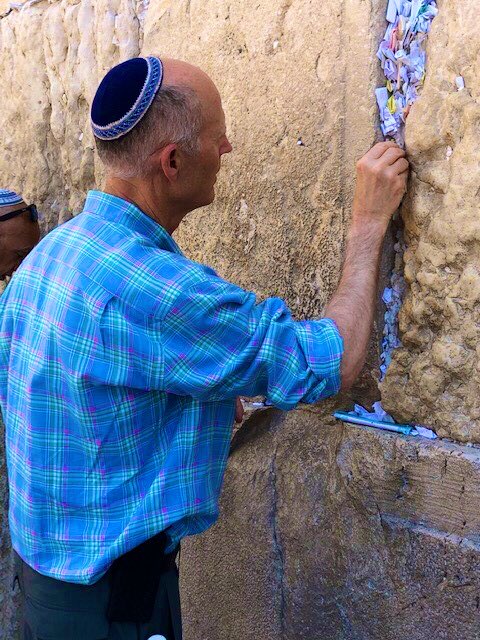 SenRickScott's tweet image. Today, I visited the Western Wall in Jerusalem to pray for an end to Nicolás Maduro’s evil regime and genocide in #Venezuela.