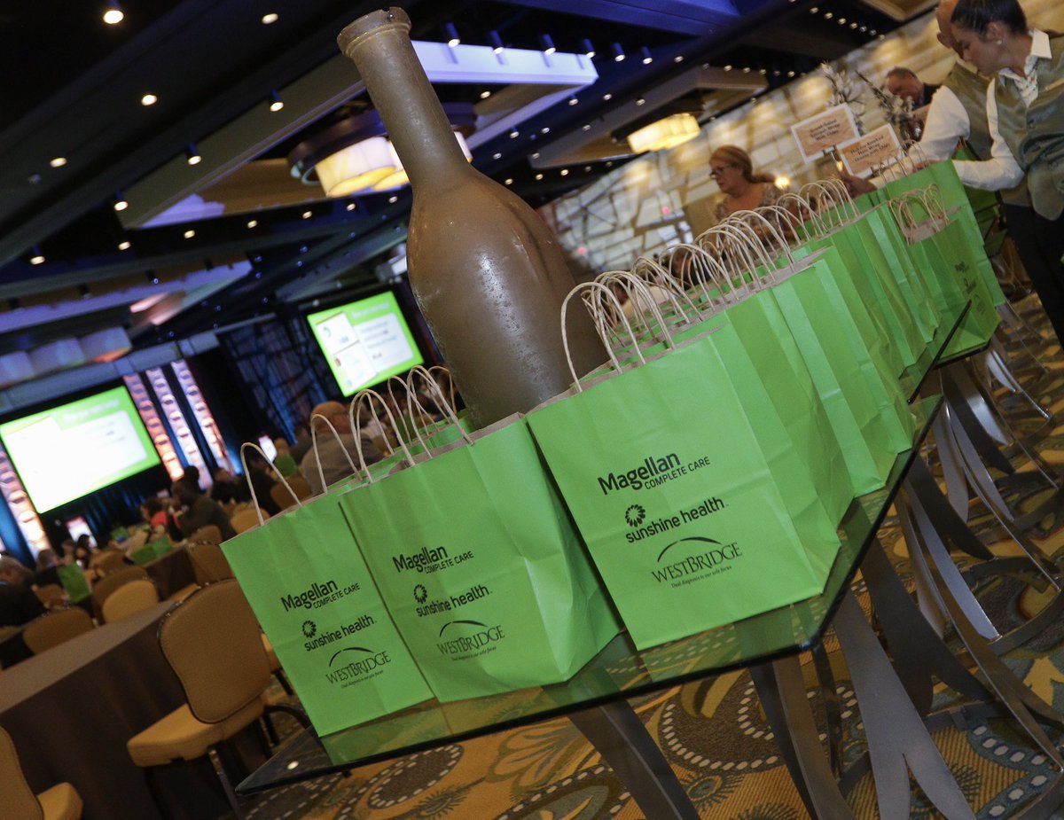 Thanks to our boxed lunch sponsors, Magellan Complete Care, Sunshine Health, and Westbridge. @Floridabha1, #bhcon19, #justone