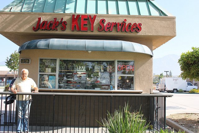 jackskeyservice's tweet photo. LOCKSMITH EMERGENCY!!??
Get to know your locksmith so he/she is not a stranger during that stressful emergency. Visit our store/website https://t.co/maOt6TX3G9 or call us with your questions, 909-986-8211. 
We look forward to your call and visit.
#Locksmith #Locks #Keys #CarKeys https://t.co/h9TEZFWA6l