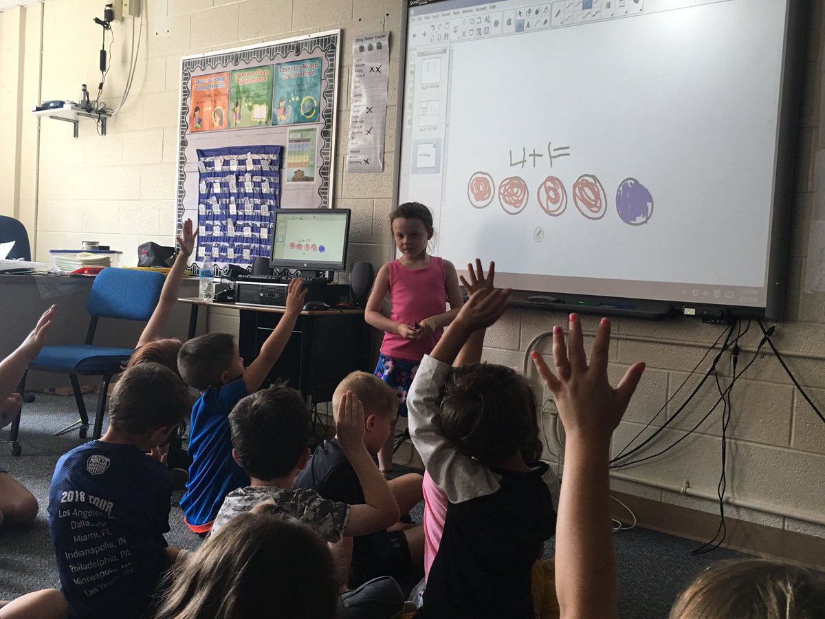 MonroeStock1's tweet image. First grade students working on the number 5 today in math!  Students using a variety of strategies to master their number pairs that make 5!  😀🏗✏️ #WeareNR #MyOhioClassroom #Multipleintelligence