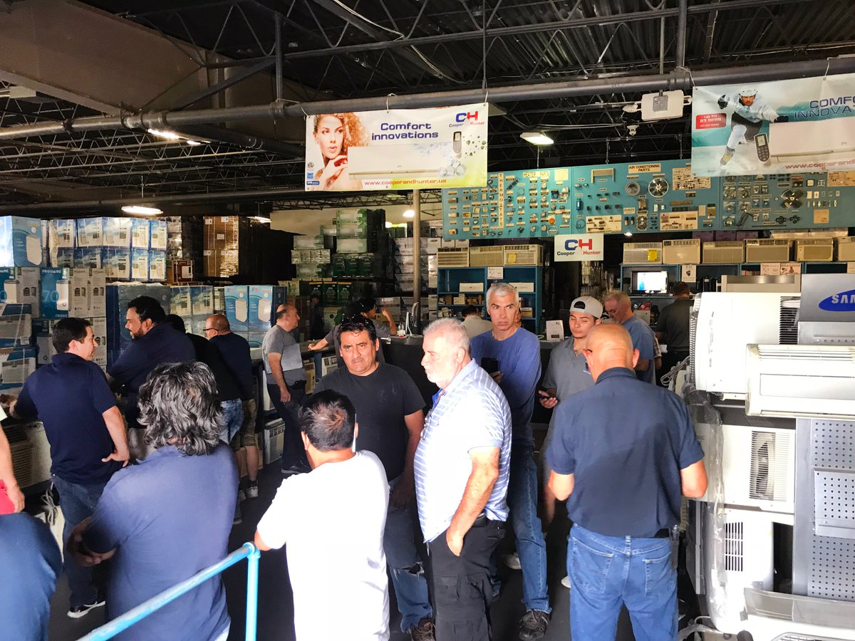 CooperHunterUSA's tweet photo. Extreme heat across the U.S. keeps us busy - and our distributors, too!
.
.
#CooperandHunter #AirConditioning #HVAC #CoolingandHeating #MiniSplits #MiniSplitSystems https://t.co/m3zR9x38qv