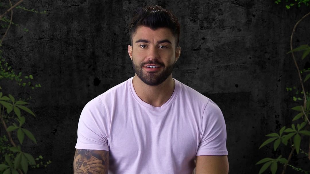 @Rogan_OConnor , Tula, @iamkamiam and Jenn cast pics #TheChallengeMTV #Waro...