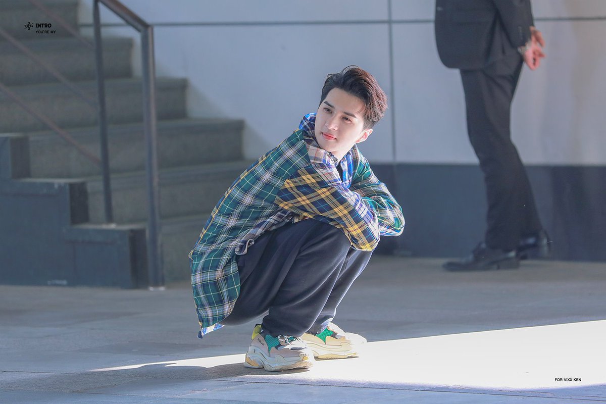 intro_v's tweet photo. 190511 광염소나타 출근
#KEN #켄 #이재환 #VIXX #빅스 #광염소나타 #켄에스 #S @jaehwany0406

19년의 봄은 광염소나타로 행복했었지 >_<
우리의 햇살, 이.재.환 덕분에~❤️ https://t.co/Okc5QuAD0n