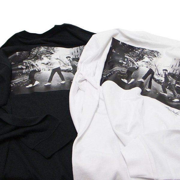 SOULSTYLEGROUP's tweet photo. 【 GUESS GREEN LABEL 】
beastie boysフォトを起用したRICKY POWELL COLLECTIONに加え新作がリリースされます👏
2019 F/W COLLECTION 1ST DELIVERY 🍀
Release Info📣
Instore 8/23(fri)12:00~
Online shop 8/23(fri)
詳しくはこちらからどうぞ🙏
https://t.co/OE2F72uwYM
#guessgreenlabel https://t.co/Slt4nIB5e3