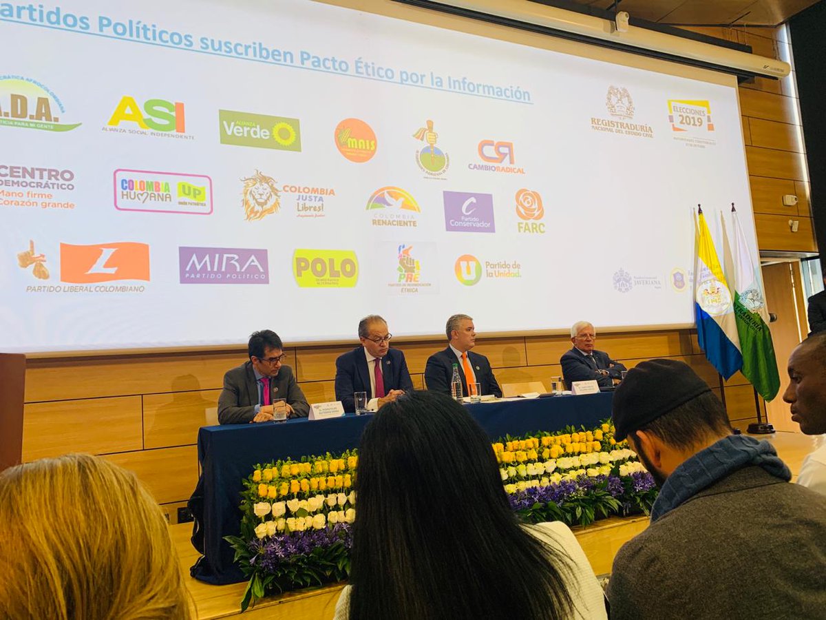 jhonmurillob's tweet photo. En el lanzamiento de la estrategia nacional para combatir la información falsa o las llamadas fakenews durante la campaña política 2019 y jornada electoral del 27 de octubre.  Colombia Renaciente firmará pacto ético por la información.  Estamos comprometidos con la verdad. https://t.co/jeSUt17Gt0
