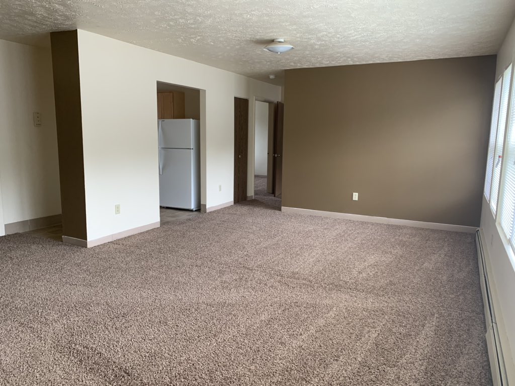 Parkstead_Tom's tweet photo. Move In Ready!!!! This 2 bedroom 1 bathroom garden style apartment can be yours today! Call us to find out how! 315-785-9930 #parksteadthompsonpark #moveinready #2bed1bath https://t.co/46rcN7S5Hl