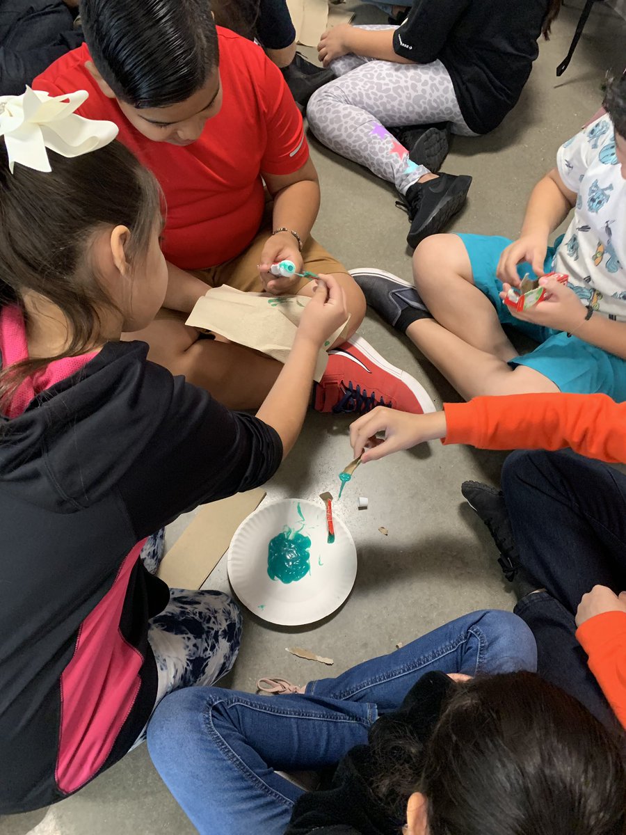 PioneerScience5's tweet photo. How do you put toothpaste back in the tube?? The same way you take back your hurtful words & actions - YOU CAN’T. Bullying hurts, and leaves a mark. We WON’T be bullies, we WILL be buddies. @EKD_Elementary https://t.co/7dZzwOSwOv