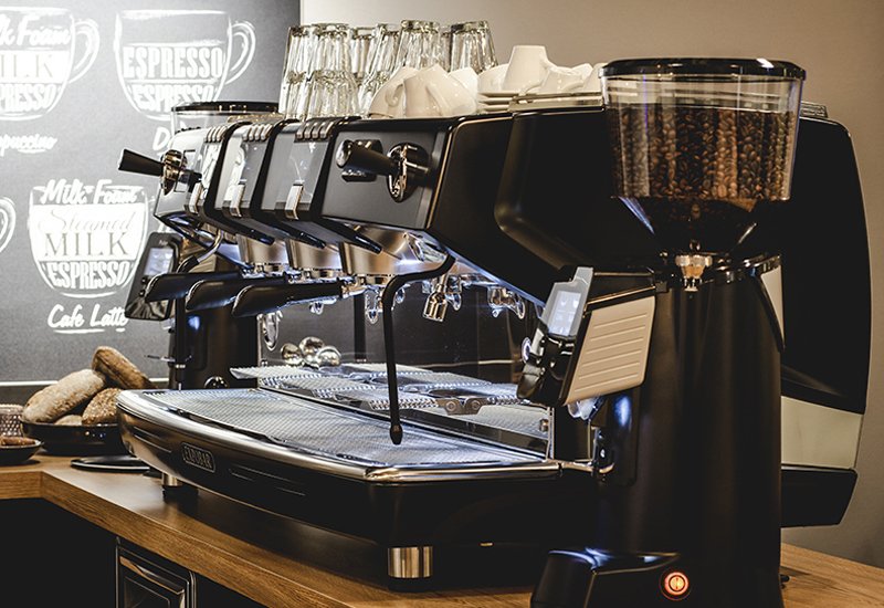 Were spilling the beans on the 5 top commercial coffee machines to drive up your beverage profits✔✔ Check out more here👇👇bit.ly/2P4IOMs #CSIE19 #FES19