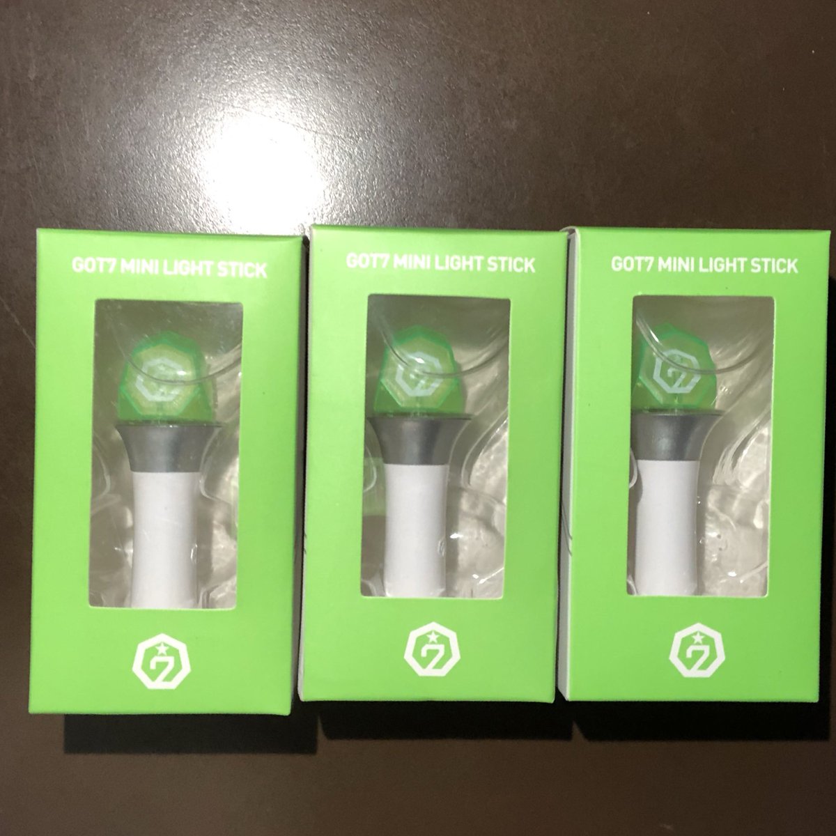 GOT7GoodsDolls's tweet photo. [HELP RT/Worldwide shipping✅☺️] GOT7 Mini Lightstick Ahgabong
Mark x1✅
Jinyoung x1✅
Please DM if interested to buy, brand new all working condition 😊

@GOT7Official #GOT7 #Ahgabong #Mark #Jinyoung @GOT7_Japan #갓세븐 #Lightstick #MiniLightstick #WTS #LFB https://t.co/NKWgKIEMcb
