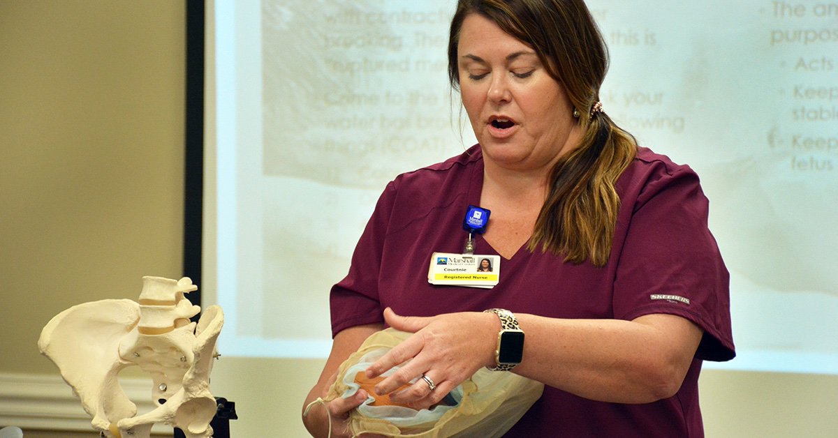 mm_centers's tweet photo. Marshall Medical's free childbirth classes are popular for expectant moms delivering at Marshall North or South. More details at the Fb post https://t.co/7I8Ul9BX4V https://t.co/W7dYaJpmP6