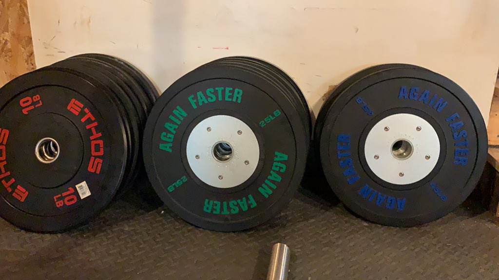 Gotta start snapping pics at the gym for these! 7 round complex-1 Deadlift-1 Power Clean-1 Hang Clean-1 Push Press-1 Push Jerk-1 Split Jerk @ 205lbs - each round unbroken #ATTrunningteam #dontleavemebehind @MikeWalshATT <a href="/dawnmarcaccio/">Dawn Marcaccio</a> <a href="/MissSPants/">MissSassyPants</a> @dthach84 @StephBlack12