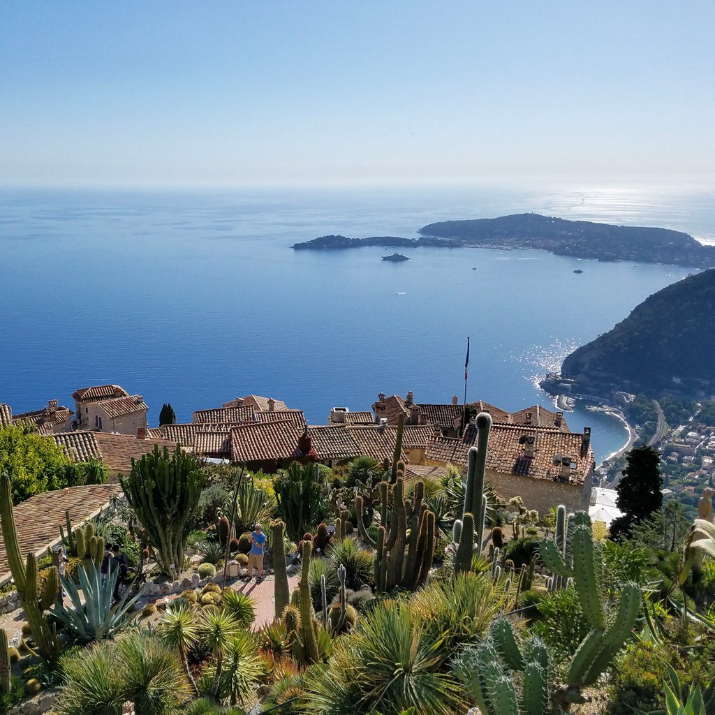 How would you like to work and travel? We love it at ClosedWon. Here's a great view of Èze Village in France when one of our ClosedWinners set out on her digital nomad life for a month or so.
📷: @charelise #remotelife #startup #closedwon