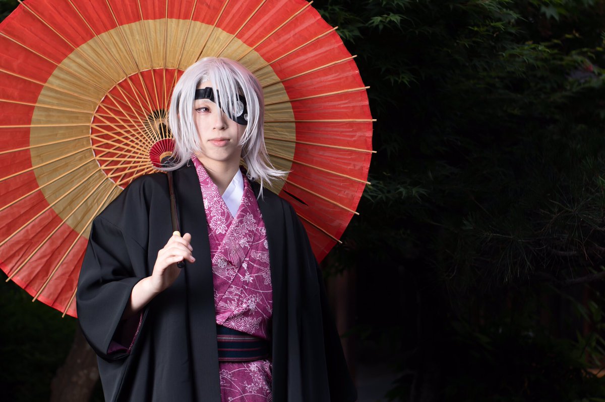 コスプレ 鬼滅の刃 宇髄天元 引退後　原作カラー　コスプレ衣装一式 コスプレ 鬼滅の刃 / 宇髄天元(引退後) ⚠️衣装カラー捏造 以前撮って