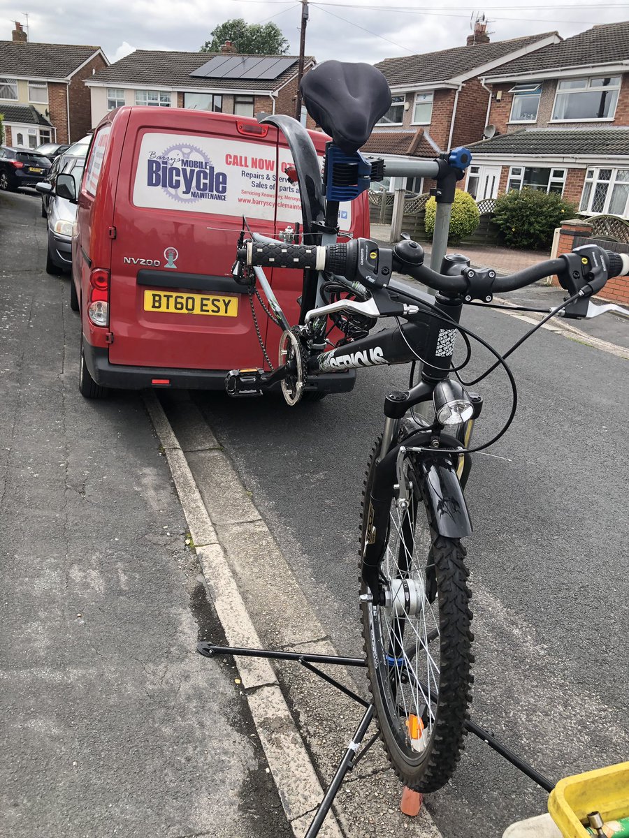 Having a great day doing what we love to do. Servicing bikes 👍