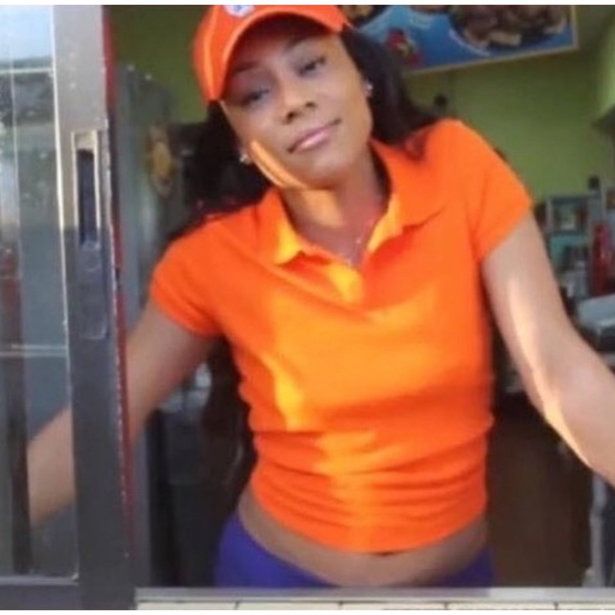 The real reason why everyone goin to Popeyes.