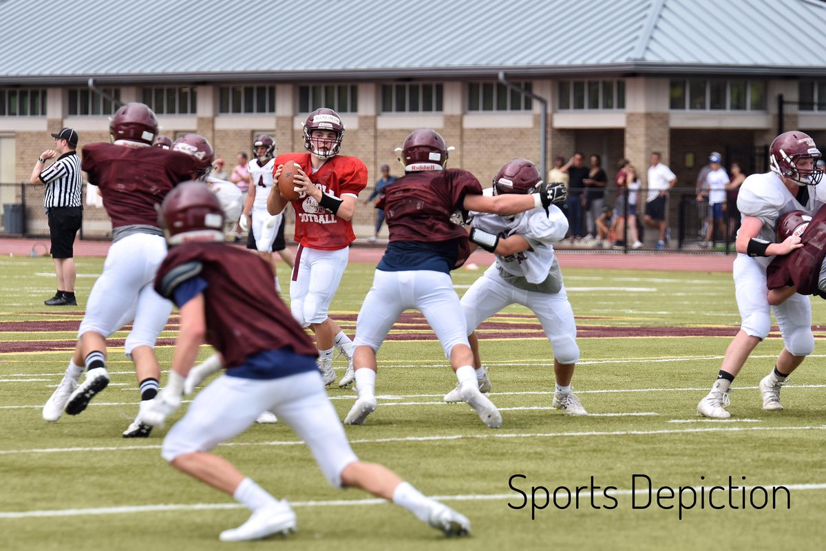 SDepiction's tweet photo. Whoβs ready for some FOOTBALL? LA Soph π Kicks Off in 9 days at St. Laurence. 5:00pm. The Ramblers will be ready. BE THERE!! @LAFootballAC @LAGoRamblers @dannycollins24 #9MoreDays #RamberNation #LASophFootball @phay2326 @_ed41 #FutureLAVarsity https://t.co/AuugU3zWfk