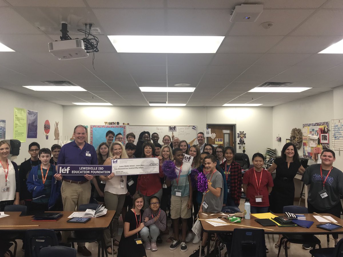KristyCasal's tweet photo. Congratulations, Mrs. Starr ⁦@LamarMS⁩ ! She is the recipient of $2450 from ⁦@LEFforLISD⁩ for science technology! Thank you, ⁦@atmosenergy⁩ for the generous donation! #LEFGrants https://t.co/V7gpFVoj7E