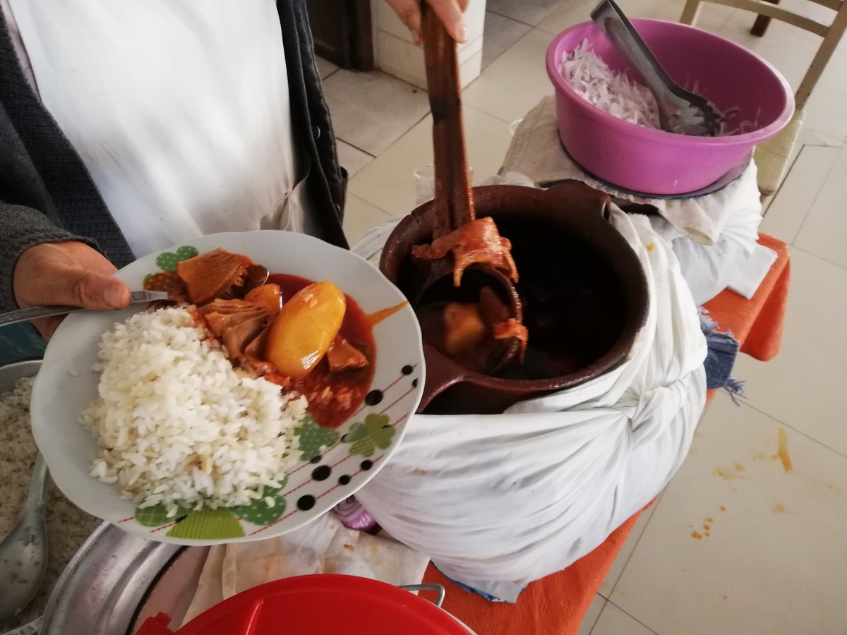 CallejasElmar's tweet photo. En la tierra del sol y el vino disfrutando de su rico y tradicional ají de panza, sorprendido por el cariño de la gente, su cultura y sus platos que expresan toda la hospitalidad que dan a sus visitantes. 
Cuidemos Nuestras Costumbres
#CuidemosNuestroFuturo https://t.co/oonIFq1GQE