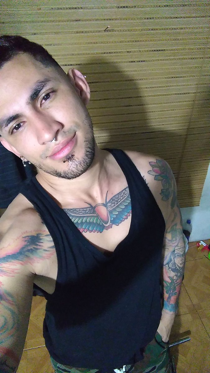 freehiling's tweet photo. WHATSAPP +573205249881 ANDO HOT🐖🐷🐽🍆🍑🌶🍼🍼💦 https://t.co/CWBRxaCOiN