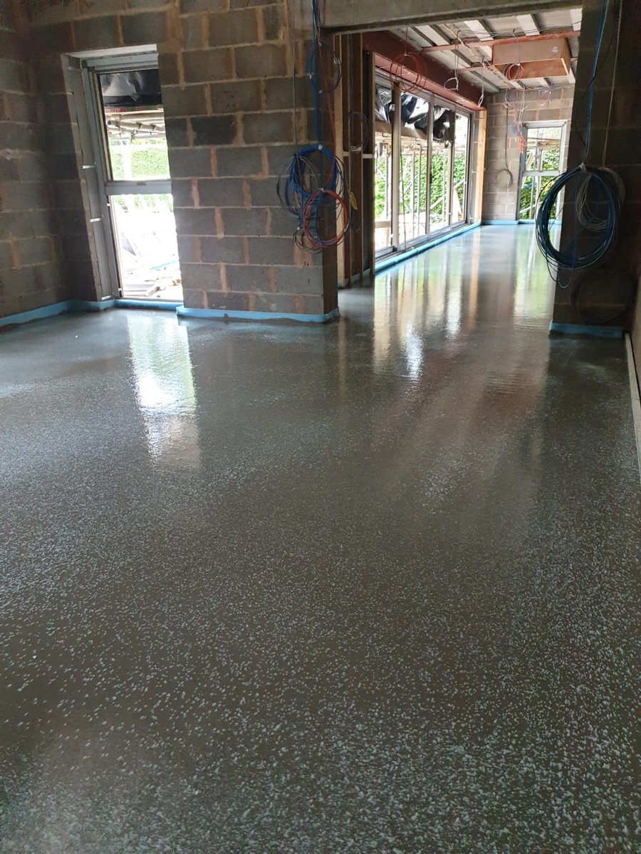 dragon_heating's tweet photo. A project installed in Harrogate.
This is now complete after installing the first floor &amp; fround floor.
In total approx 160m2 of UFH and Screed.

Most of our installers been to this job.
#TeamworkMakesTheDreamWork #jobdone https://t.co/Lxazf1UCb6