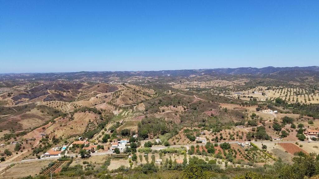 MsSimao3's tweet photo. Exploring the countryside! π΅πΉπβ€ #MustangsSummer https://t.co/h4XODSRA6h