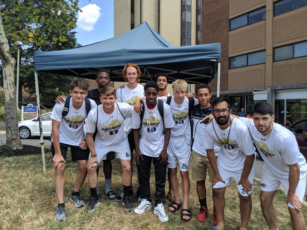 GallaudetBison's tweet photo. Thanks to all of the #Gallaudet fall athletic teams who helped to move-in new @GallaudetU students yesterday into their dorms. Pictures of the #GUBison men's soccer, women's volleyball and football team below. Welcome GU freshmen and Go Bison! https://t.co/SkD0GYsnX5