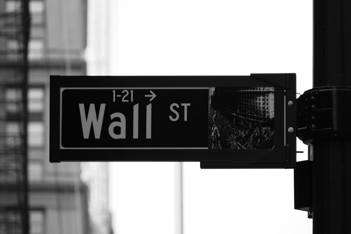 Investing for beginners: A complete breaking down and guide on how anyone can get started in index investing and take advantage of compound interest.  buff.ly/2TVcH0D via <a href="/debtdiscipline/">Marie Ferreira</a>