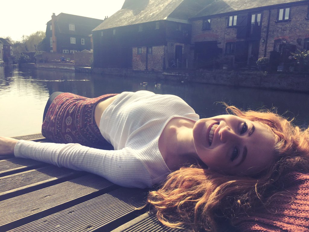 cuddleptic's tweet photo. you recent shavasana ( i call these food coma 😵) isn't perfect🧘‍♀️@janetjealousy
so 2 examples of a good and almost perfect one😊🦚
..#stopsmiling😈never https://t.co/lj54v6ouka
