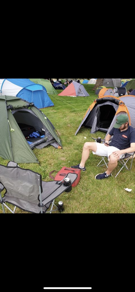 Time for the 5 day sesh to begin 😂🙈🍻🎶🎶🎵