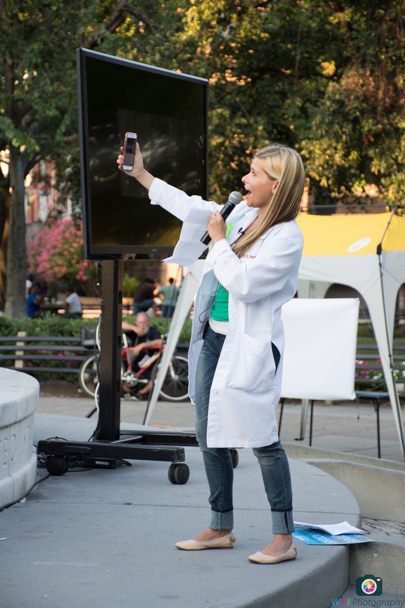 IMedicalCulture's tweet image. Three years ago I, with the help of @Care2 and @PamelaWibleMD held the National Day of Solidarity to Prevent Physician and Med Student Suicide in Washington, DC to help raise awareness of the medical community’s suicide epidemic. @emilywspeaks