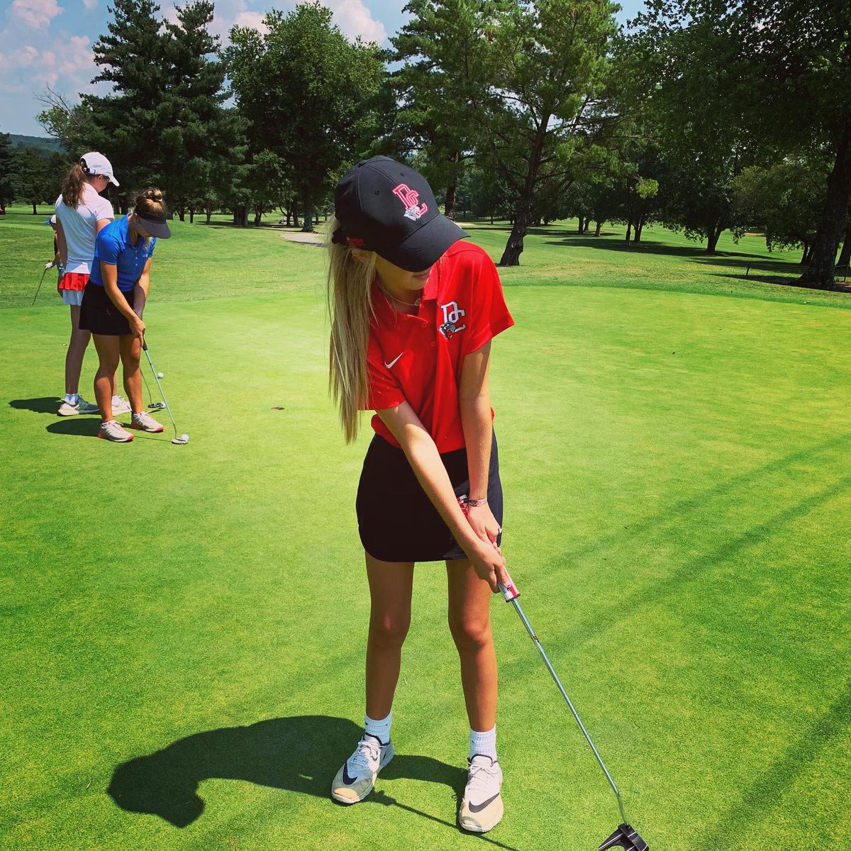 LadyPantherGolf's tweet photo. 💪 It’s been a great start to the season! 🏌️‍♀️Here’s a few action shots of your Lady Panthers! 🐾 #DC #pantherup https://t.co/Q88RKMurAy