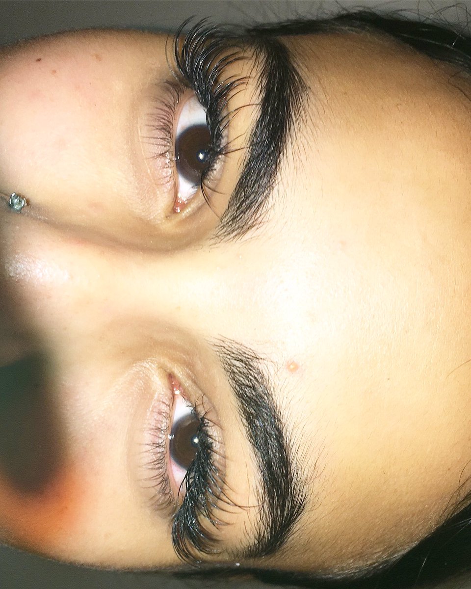 AshG103's tweet image. Ladies Come Support Me I’m A Certified Lash Tech Located In CHICAGO Doin ‘ Full Sets For Only $55 A Simple RT Could Help Me Build My Clientele #FlossyWinks #ChicagoLashTech