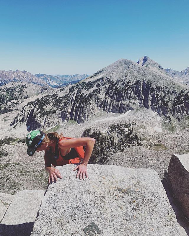 SaraValerious's tweet photo. Life on the edge. I love the Wasatch! https://t.co/VN1lRJFoqe https://t.co/O7fJTyKolh