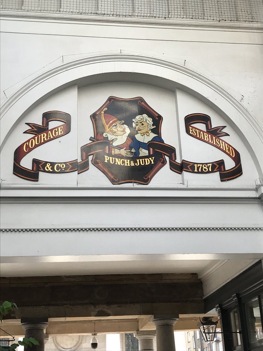 LondonblossSam's tweet photo. The world famous Punch and Judy pub! @CoventGardenLDN @coventgardenuk #punchandjudy #london #pub #puppetshow #oldpub #history https://t.co/Z5xi9PmKXQ