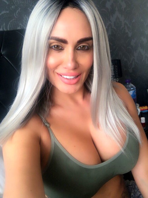 Do blondes do it better ?.....😆❤️ https://t.co/unAkouM1e5