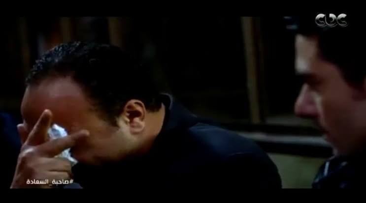 Dinamsaber's tweet photo. شكلها مؤامره اعشق السمرا ولا اعشق البيضا ام الخدود حمرا.
#AmrDiab #يوم_تلات #عمرو_دياب https://t.co/uZcpFQGTlv
