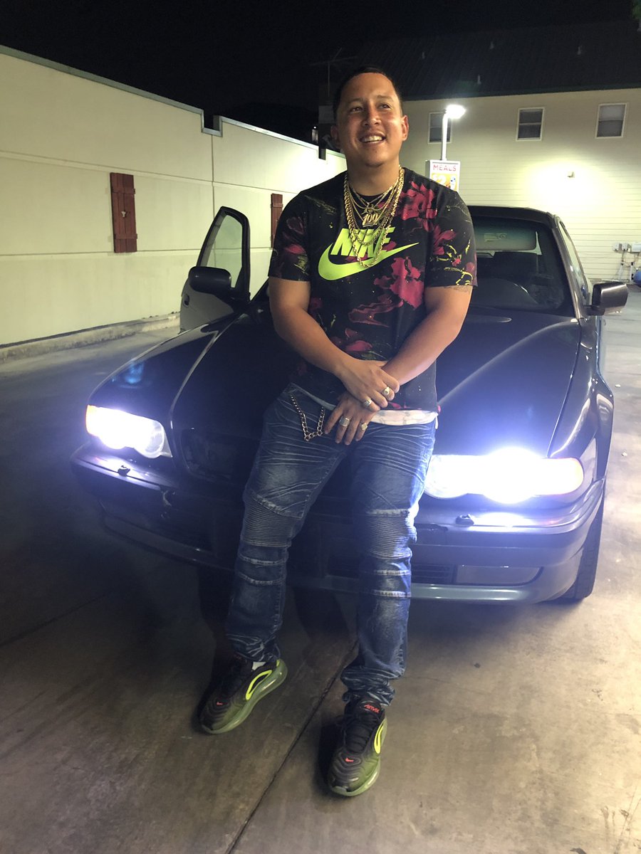 retro_rod_j_1's tweet photo. 🙏🏽I pray for you every night knowin that Gods heard me I just wanna run your fantasy word to Todd Gurley 🏈🐏you cant say Rod girly always pushin a V8🚘🏎🤬😤pissed asf mostly but I just took a pee break😂🤷🏻‍♂️ #OGglacierboy #iLookUp #qualitycontrol #controlthestreetsvol2 https://t.co/YrhphqwHX5